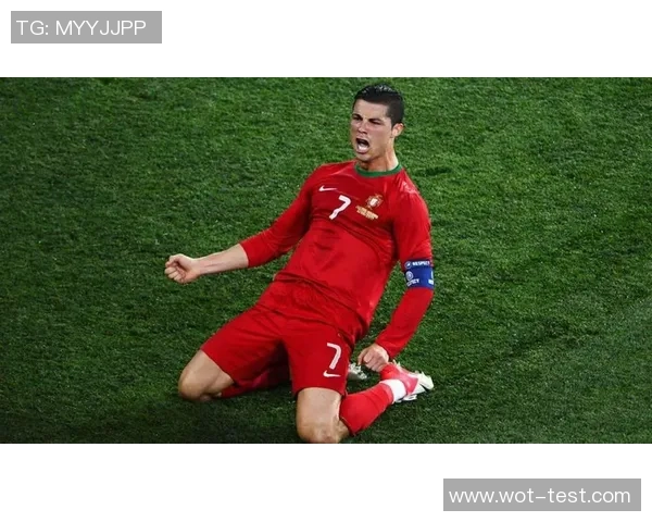 值得一提的足球明星们他们如何在绿茵场上创造传奇与奇迹