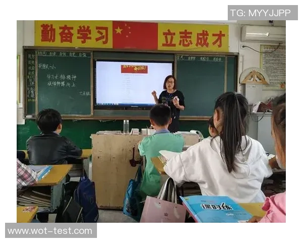 女足球球星成长之路与拼搏精神激励新时代青年