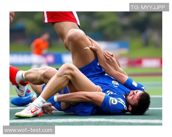 足球球星崴脚骨折紧急处理与康复步骤全解析