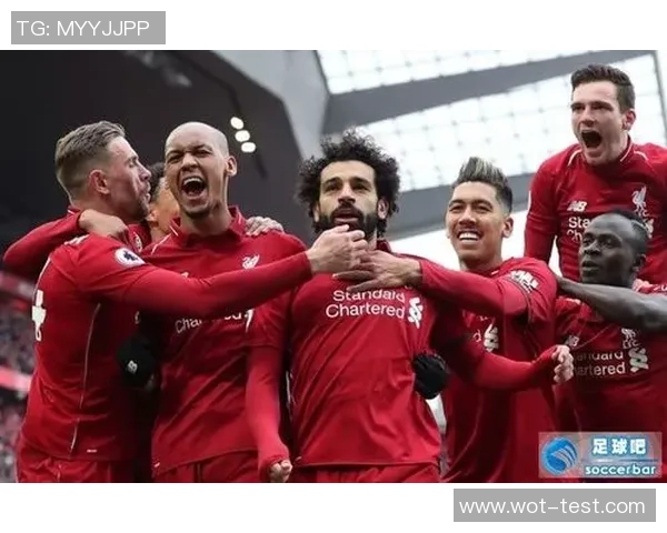 利物浦球星利物浦传奇球员利的成长历程与足球生涯全景解析